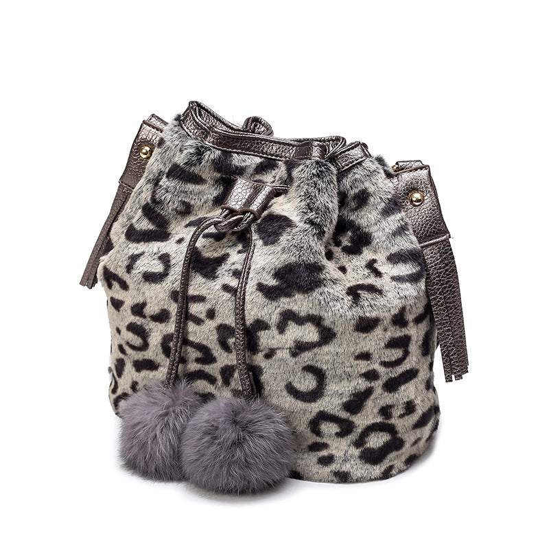 Leopard Eimertasche