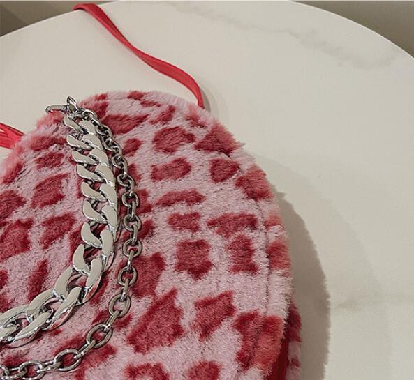 Leopard Print Love Women's Fashion Messenger Plush Chain Shoulder Bag