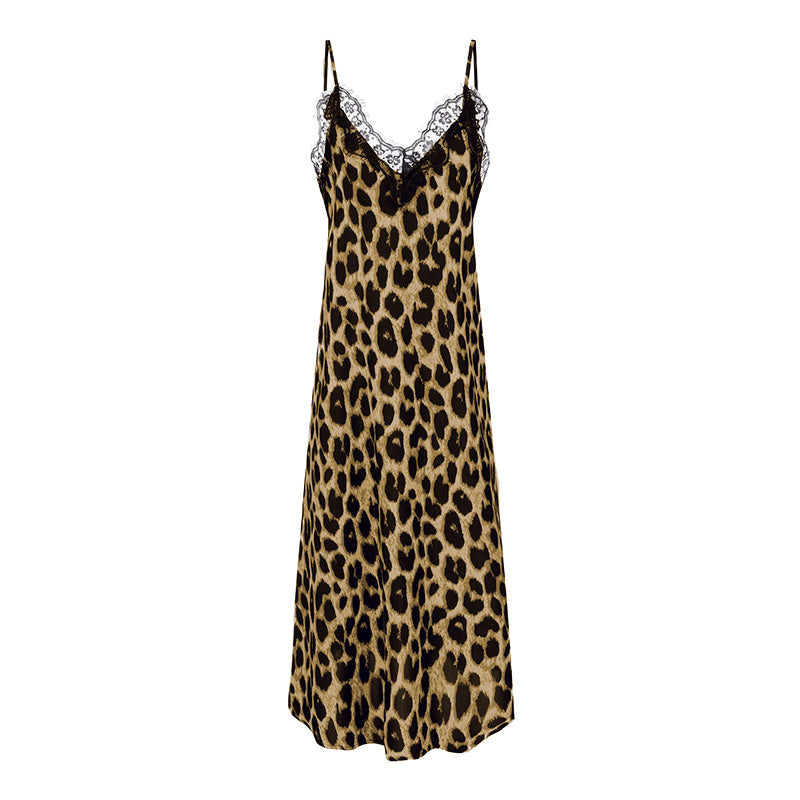 Geschlitztes Kleid mit Leopardenmuster
