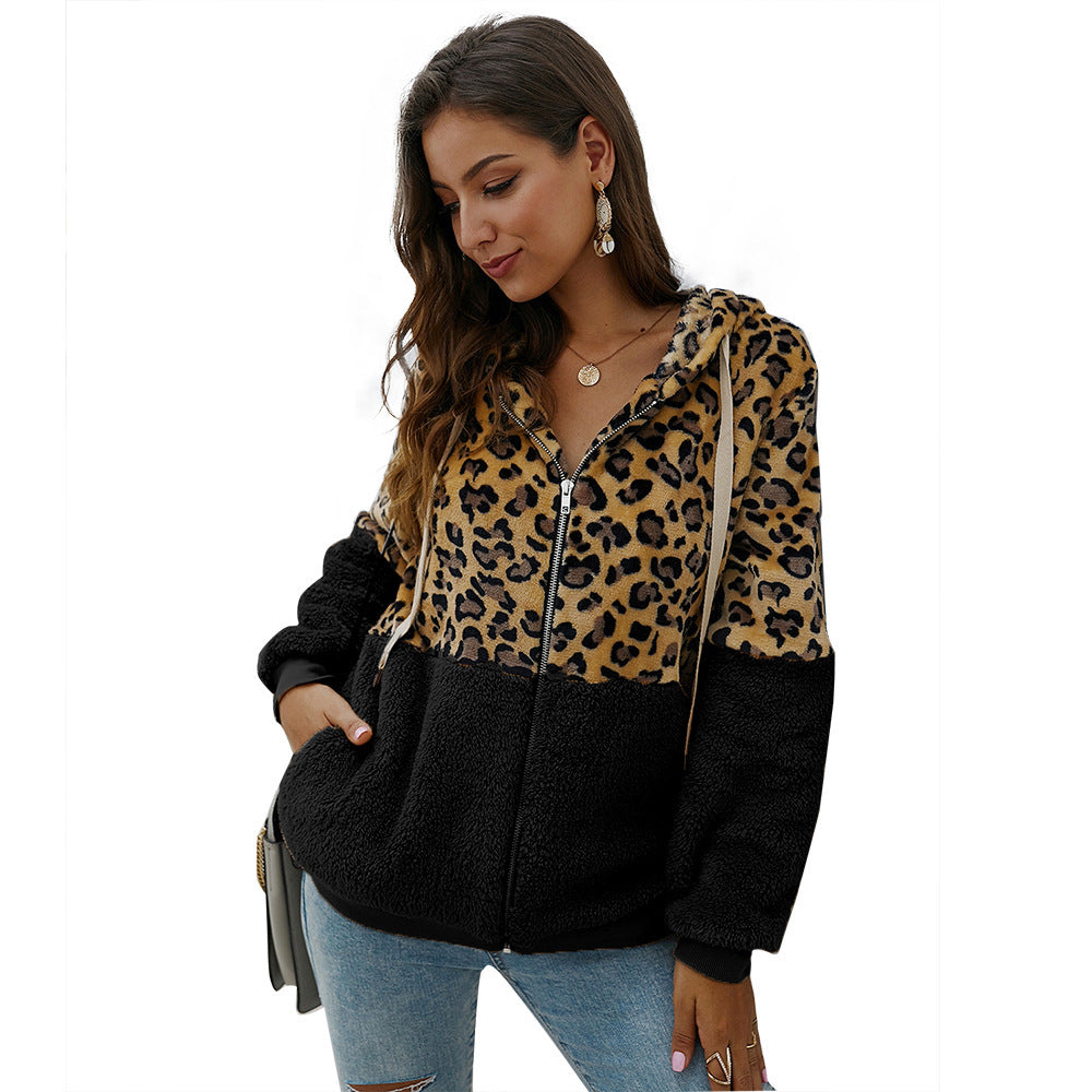 Jacke mit Leoparden-Nähten