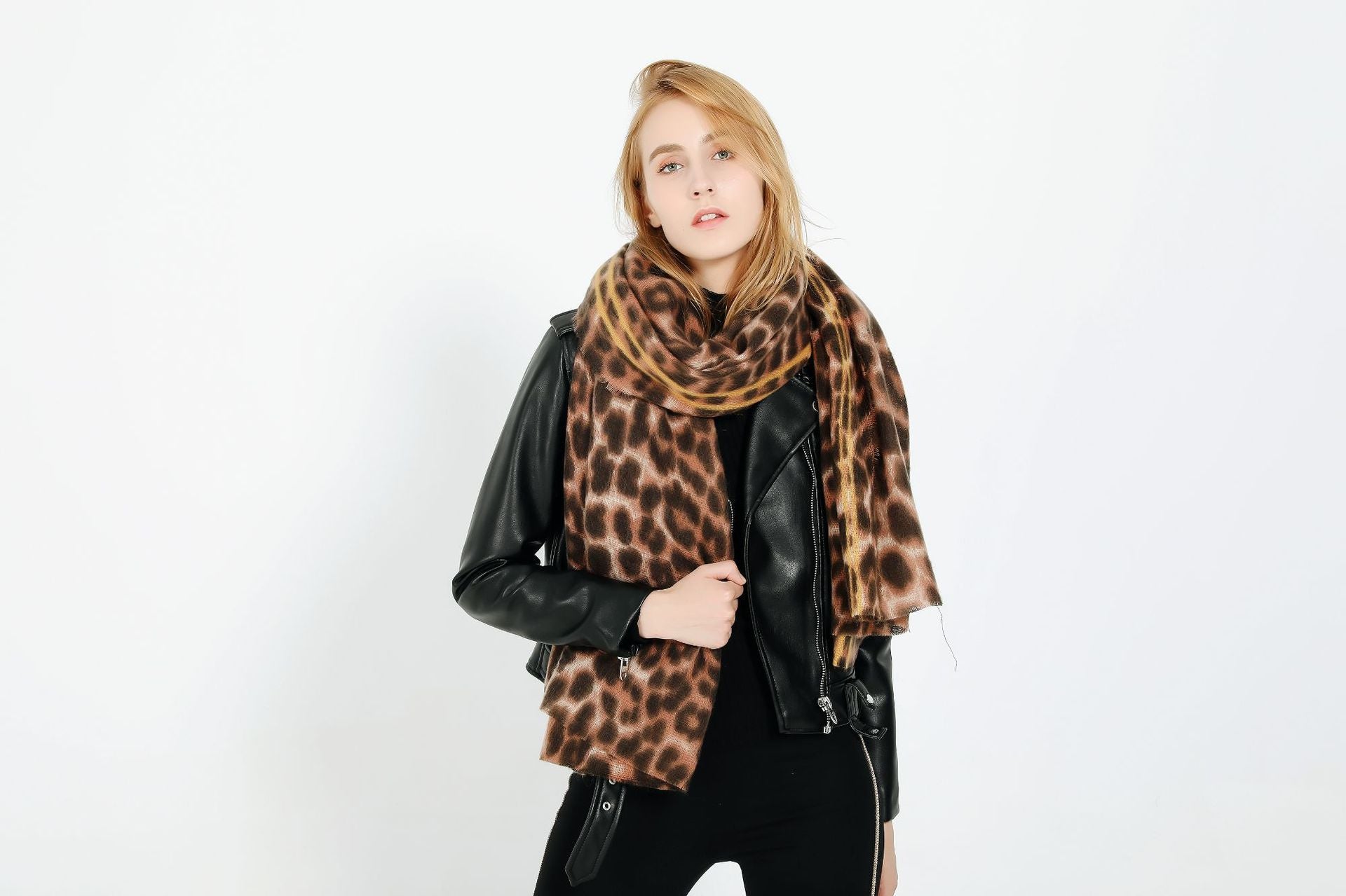 Leopard-print cashmere women's scarf shawl
