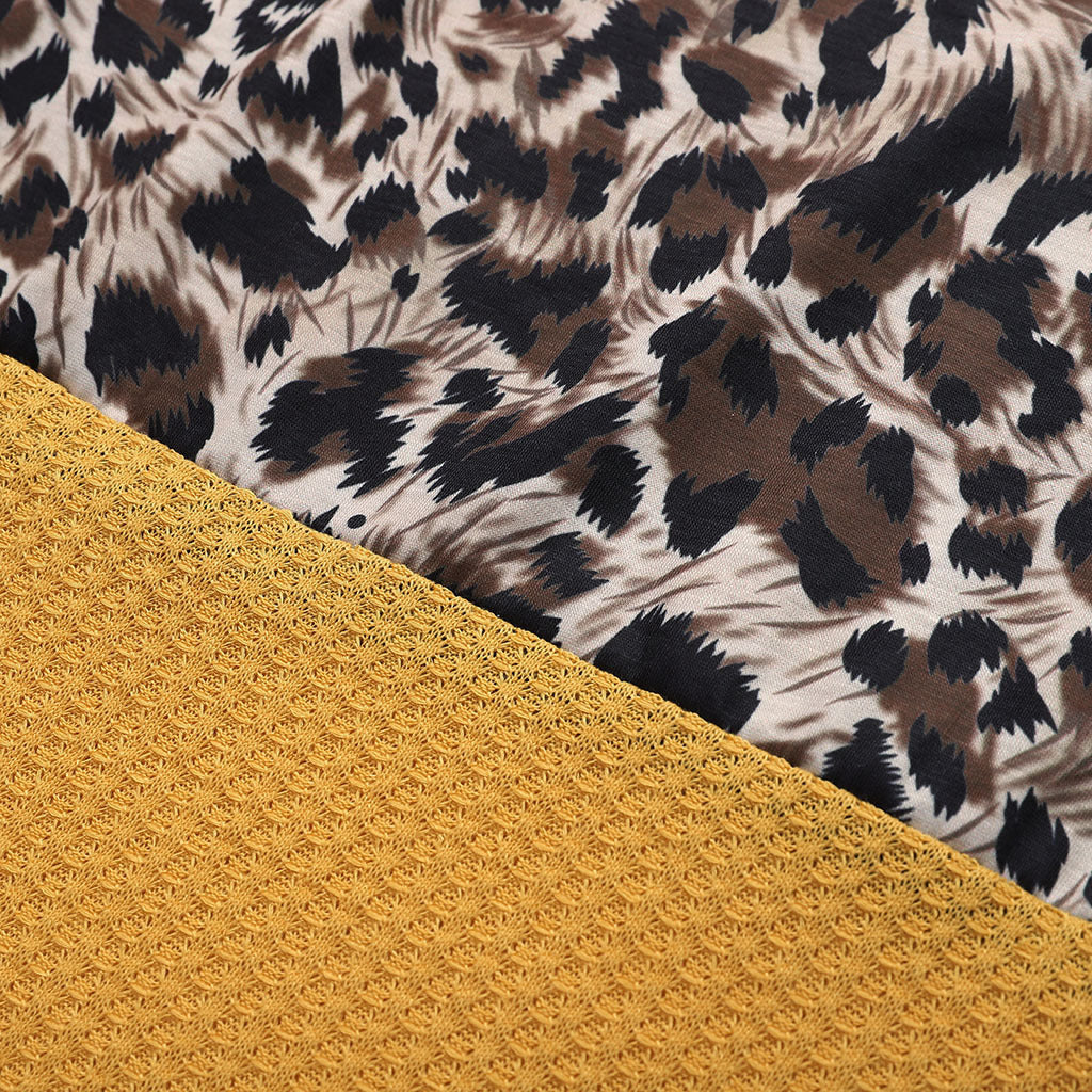 Leopard-print casual sweater
