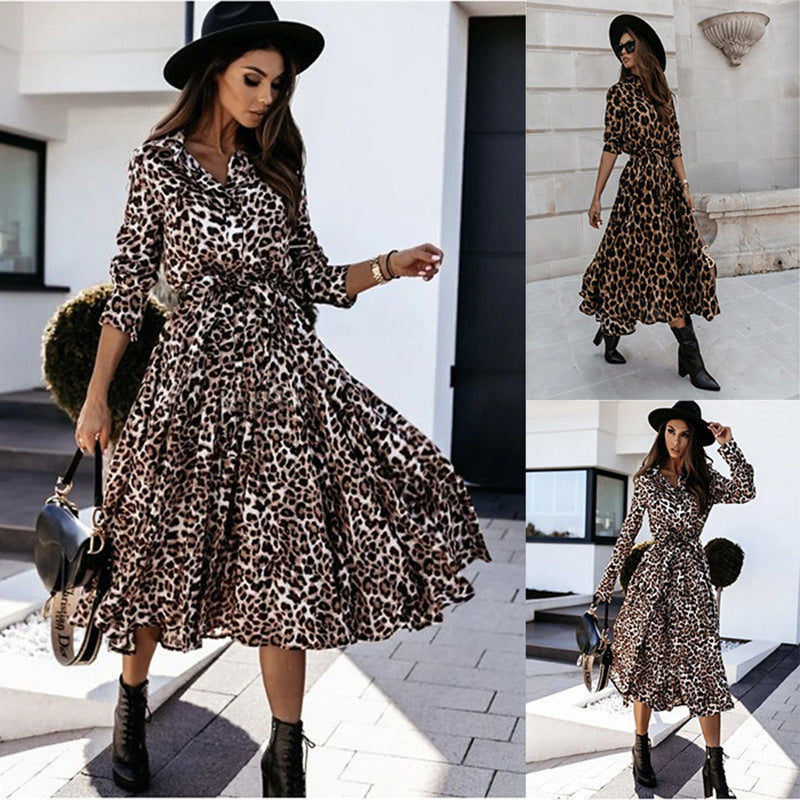 Langärmeliges Kleid mit Leopardenmuster