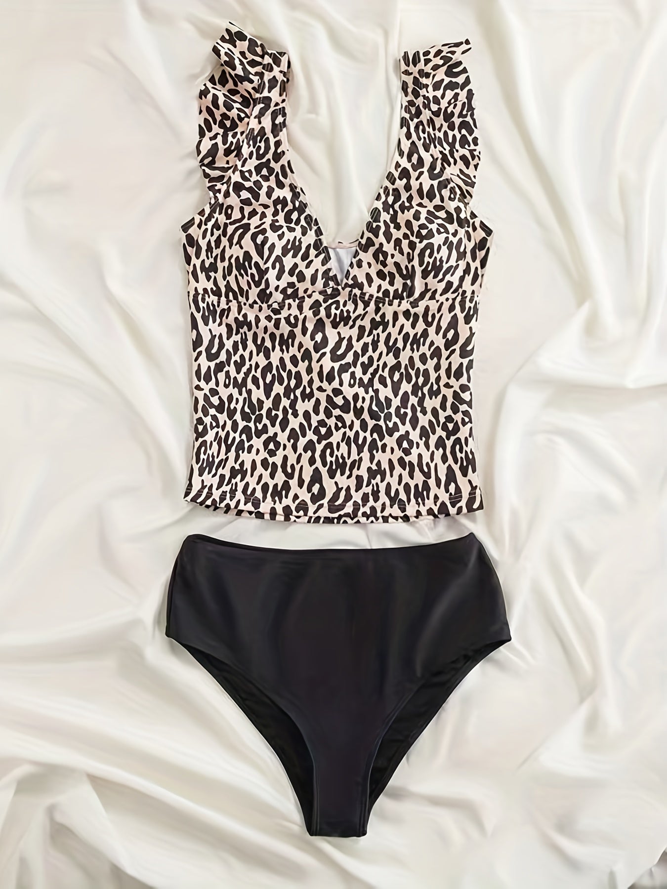 Women's Fashionable Tankini Set, Sexy V-neck Leopard Print Swimsuit, Vacation Style