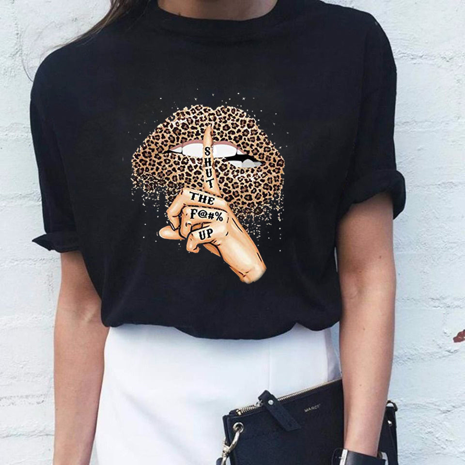 Women's top with leopard lips pattern t-shirt