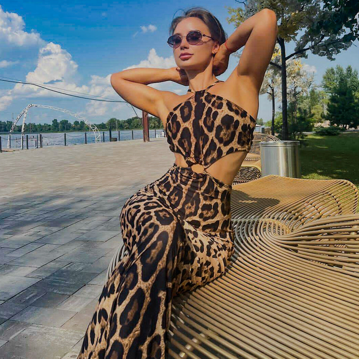 Damen Sommer Sexy Leopard Print Halter Rückenfreies Hüftkleid