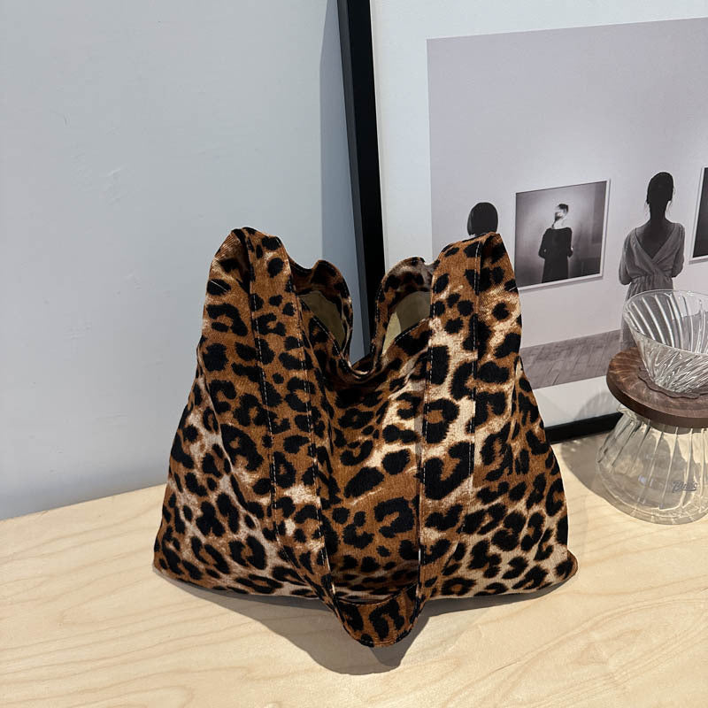 Simple Large Capacity Urban Fashion Leopard Print Shoulder Messenger Bag