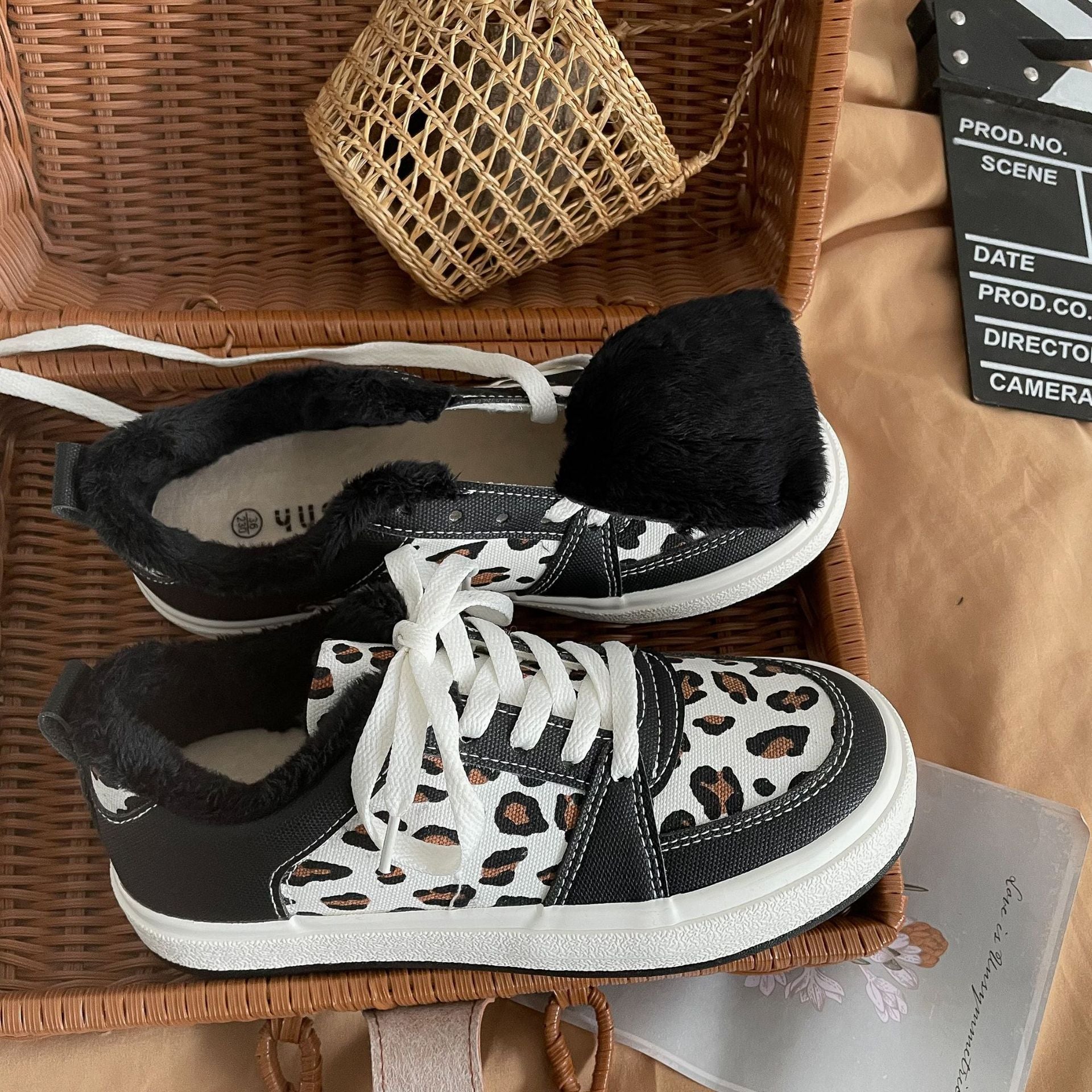 Damen Casual Winter Leopard Print mit Samt Canvas Schuhe