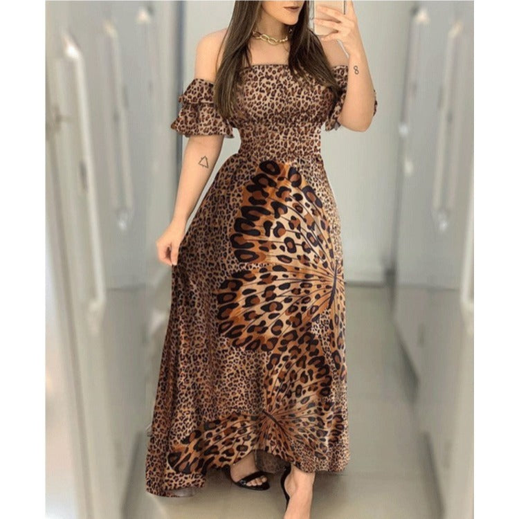 Kleid mit Schmetterlingsmuster und Leopardenmuster an der Schulter