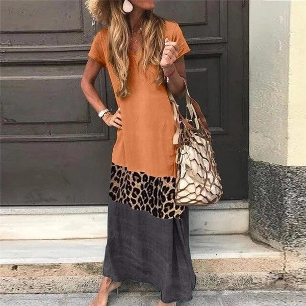 Kleid mit Leopardenmuster und Kontrastnähten