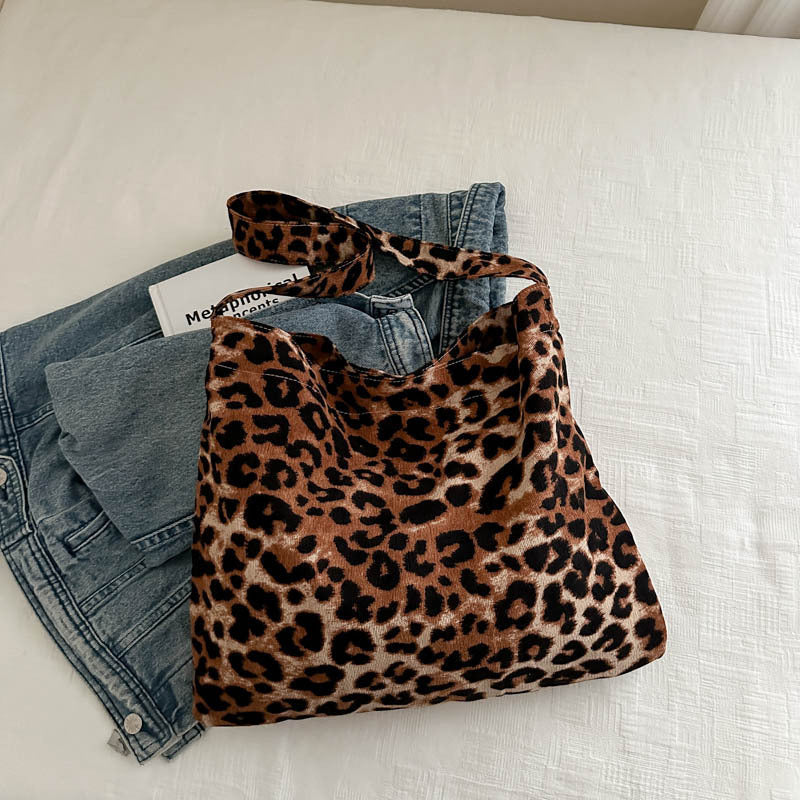 Simple Large Capacity Urban Fashion Leopard Print Shoulder Messenger Bag