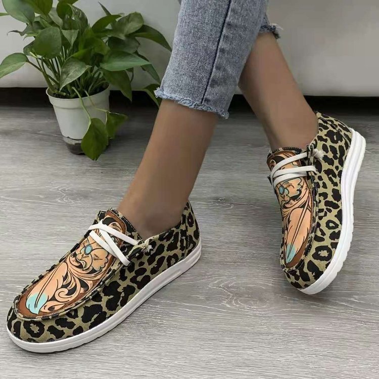 Neuer Stil Sportschuhe Frauen Plattform Ein-Schritt Leopardenmuster Casual Einzelne Schuhe Frauen Schuhe