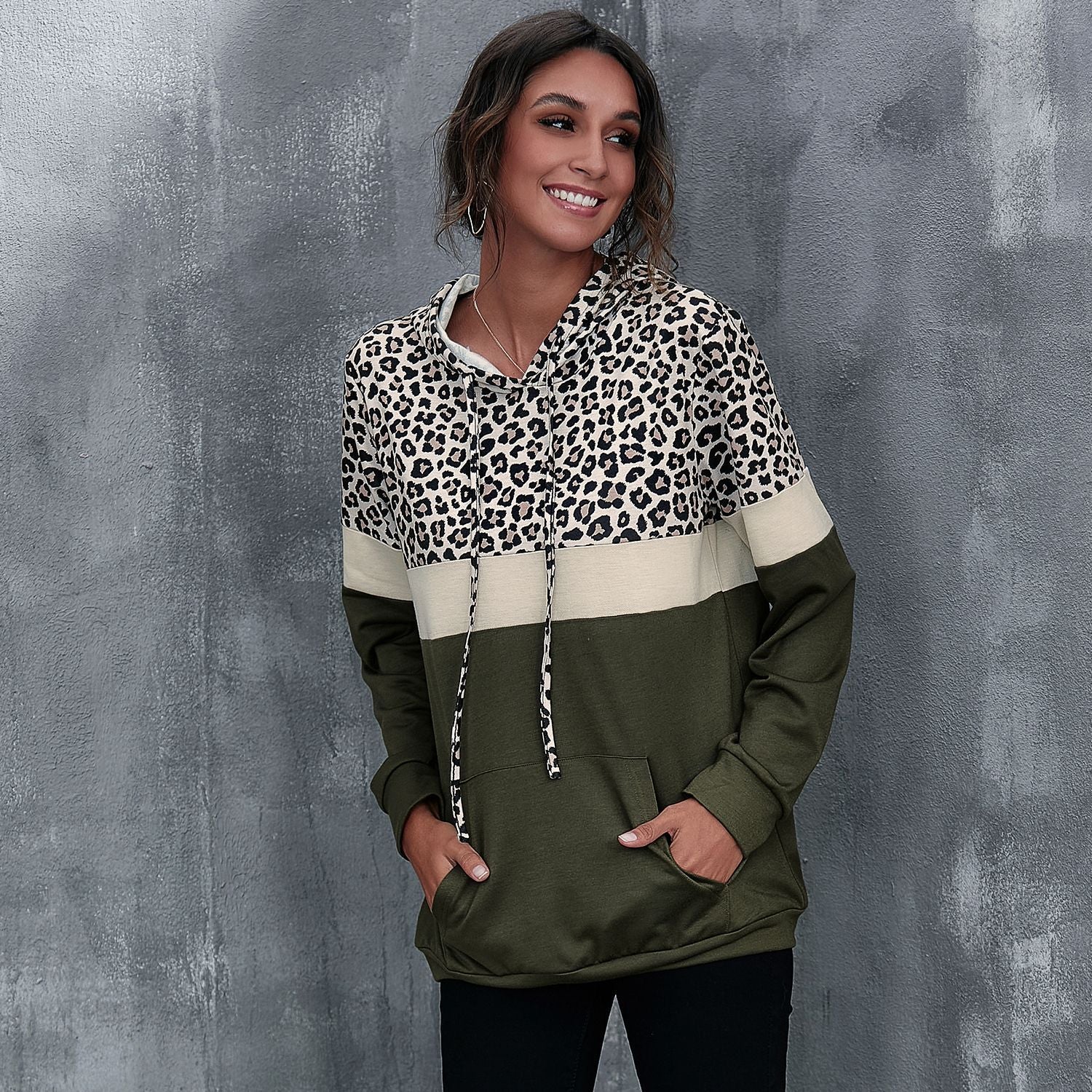 Long Sleeve Sweatshirt Leopard Print Panel Hooded Top