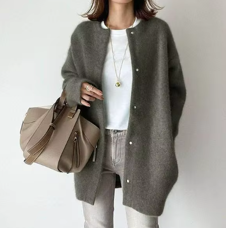 Anspruchsvolle Strickjacke