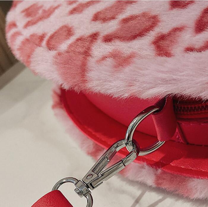 Leopard Print Love Women's Fashion Messenger Plush Chain Shoulder Bag