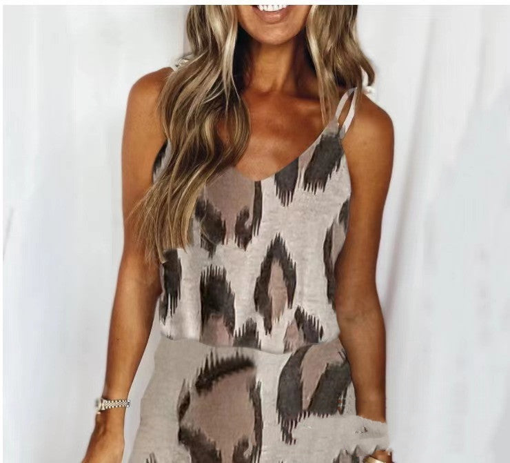Bedrucktes Leoparden-Slipkleid mit V-Ausschnitt