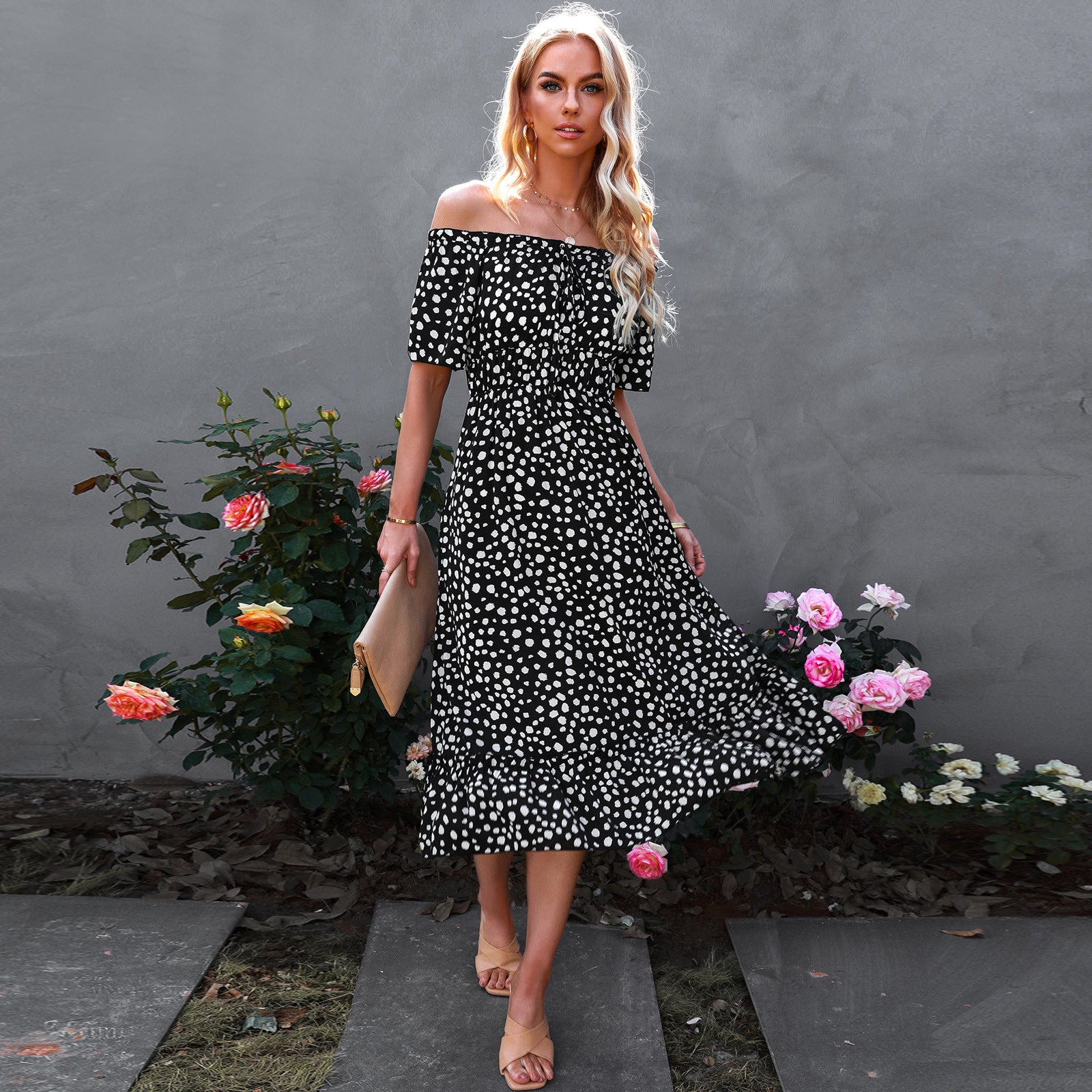 Kurzärmeliges schulterfreies Leopardenkleid für Damen